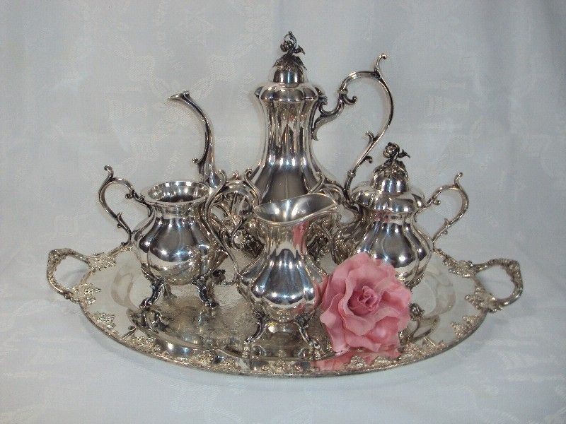 Gorgeous Reed&Barton Winthrop 4 piece Silver plated Tea Set