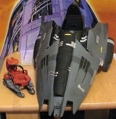 KENNER 1994 BATMAN Vehicle BATMAN ? Vehicle Batwing/Glider/ ?