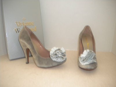 614 vivienne westwood pom pom pump sz 9 grigio