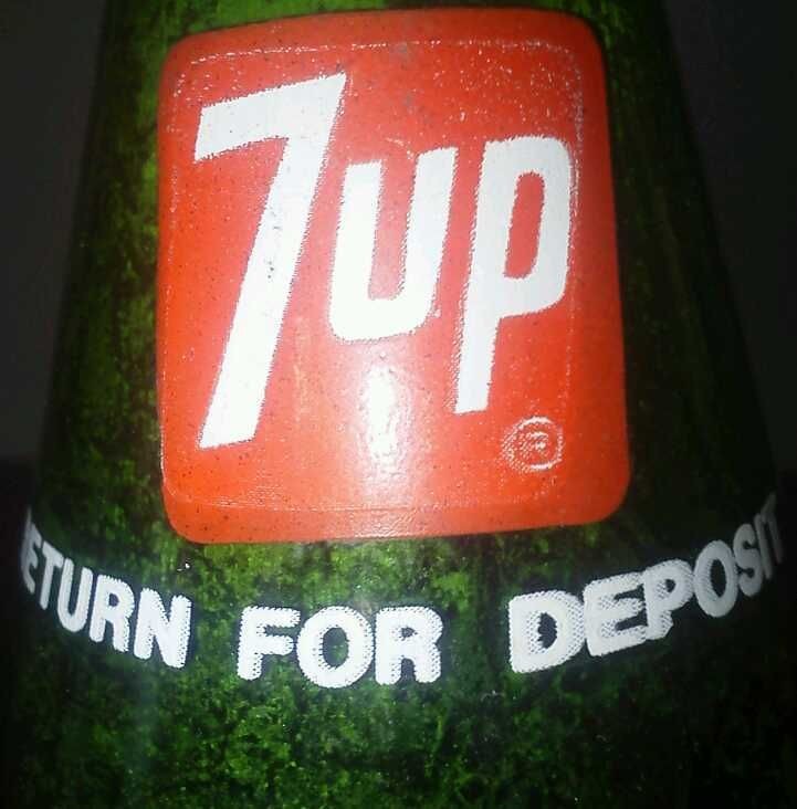 vtg 7 up bottle 16 oz  10