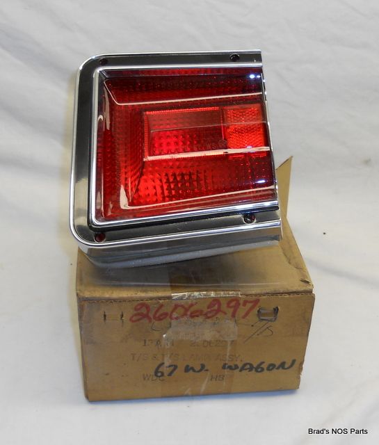 Mopar 1967 Dodge Coronet Wagon Tail Light Lamp Assy