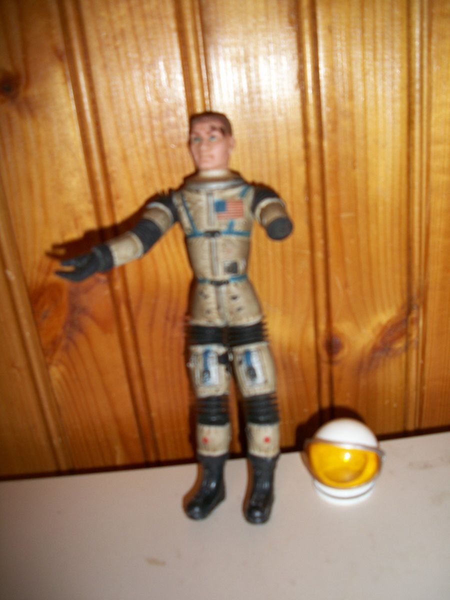 1966 Vintage MAJOR MATT MASON w/ Helmet Mattel Action Figure Astronaut 