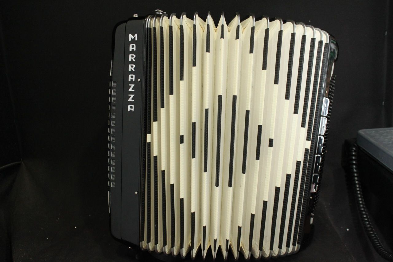 Marrazza Italian 120 Bass Piano Accordion w Case