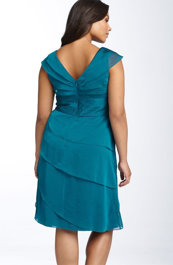 New Adrianna Papell Iridescent Chiffon Petal Dress Size Plus 18W Color 