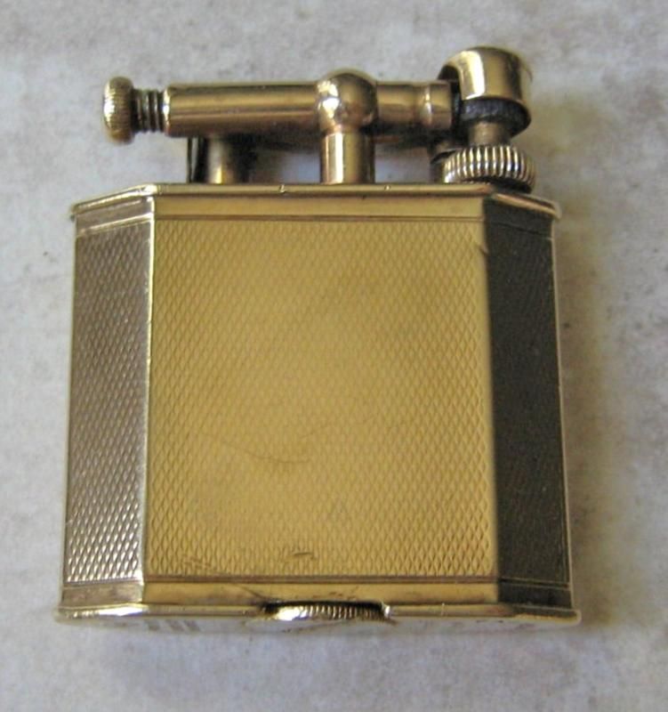 1925s Dunhill 9ct Gold Engine Turned Design Lighter