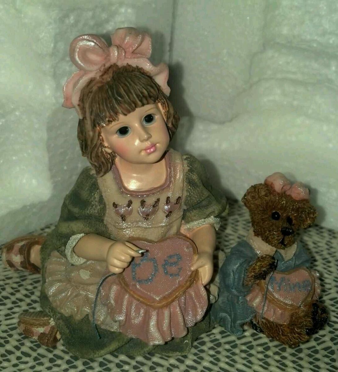 Yesterday child Alyssa with Caroline A stitch in time Boyds Dollstone