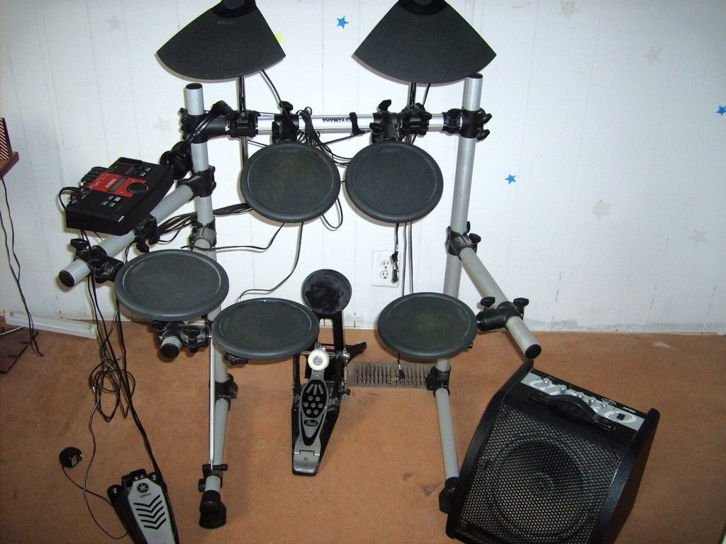 Yamaha Dtxplorer Electronic Drum Set Plus OSP AP30 Amp