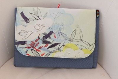 Poketo Target Blue Birds Adjustable Laptop Case Sleeve