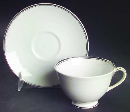 manufacturer royal doulton pattern argenta piece cup saucer size 2 5 8 