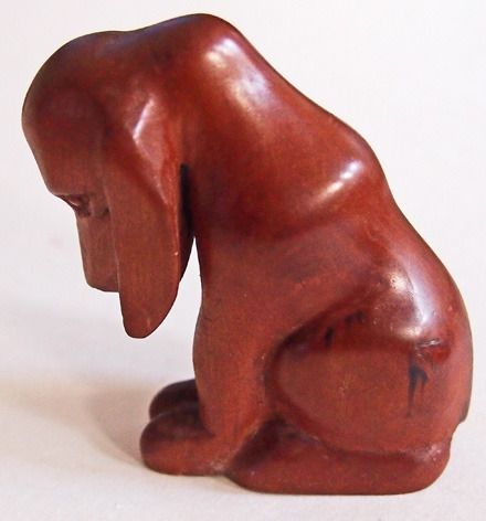 Ashville N C 1956 CARVED WOOD BASSET HOUND DOG FOLK ART FIGURINE 