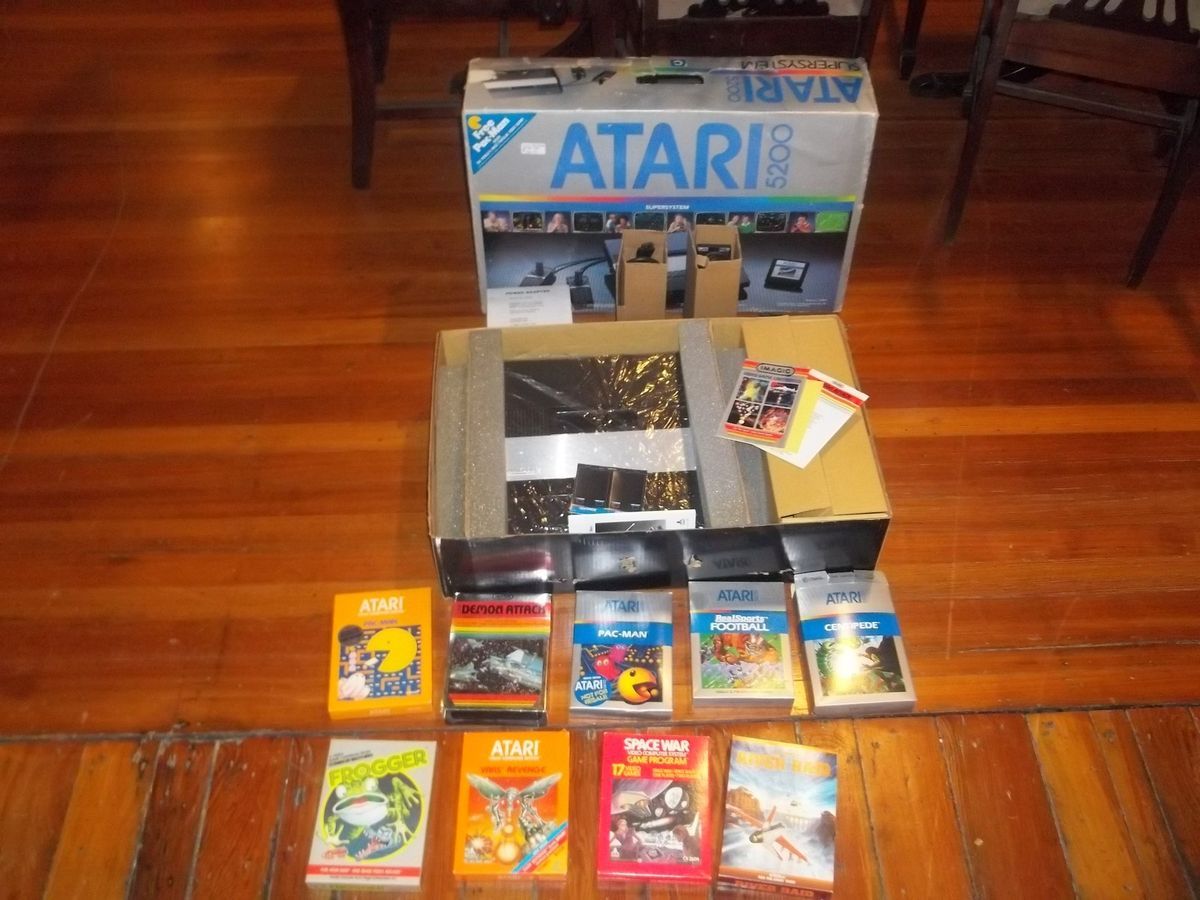 Atari 5200 Video Game Console in Box with 9 Games Frogger Yars Revenge 