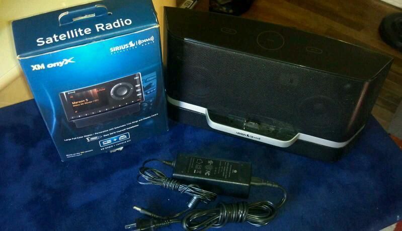Sirius SXABB1 Boombox & XM Satellite Radio Receiver Audiovox BXDNX1V1 