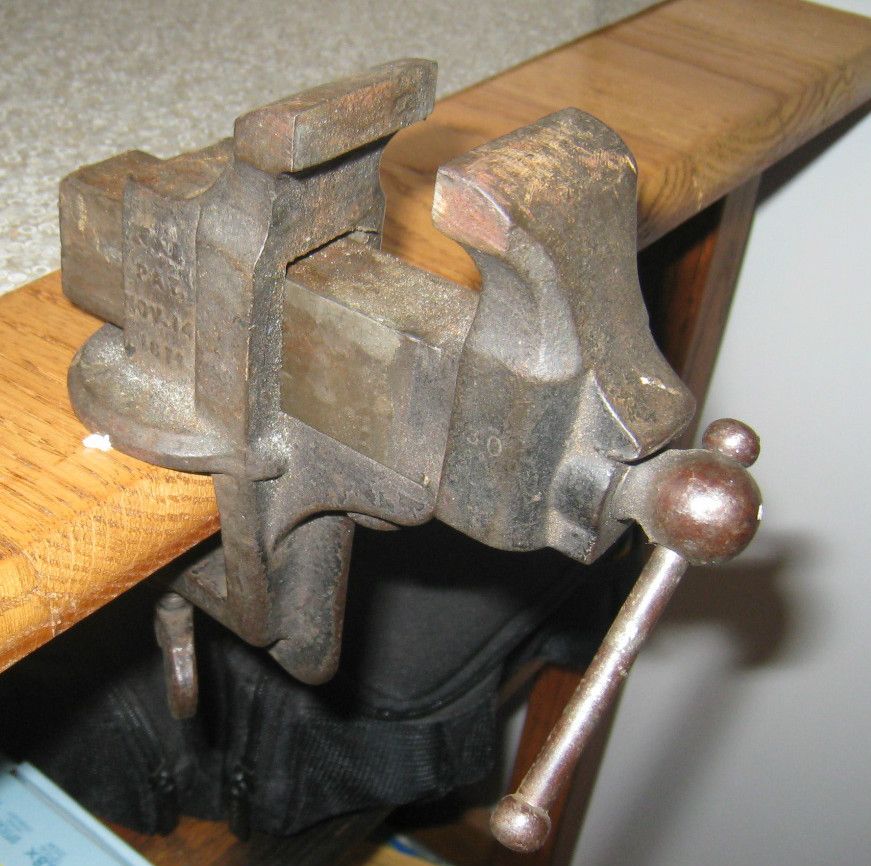 ATHOL MACHINE CO. QUICK ADJUST BENCH VISE No.1 PAT NOV 14 1871 ATHOL 