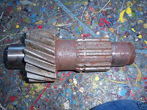 Allis Chalmers D21 Countershaft for Range Transmission