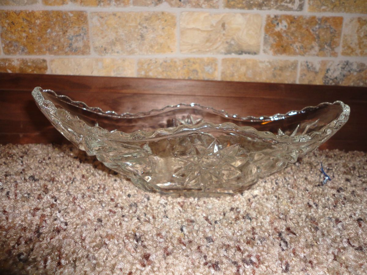 Vintage Banana Split Bowl Crystal Relish Tray Boat Fruit Bow 