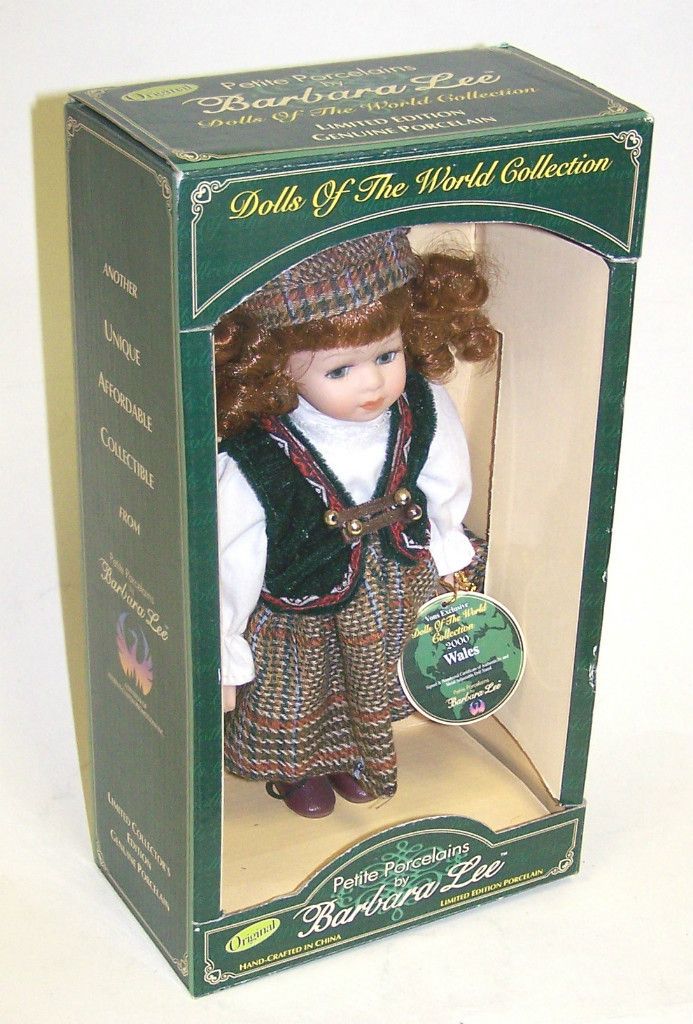 Barbara Lee 2000 Dolls of the World Petite Porcelains Doll   Wales 