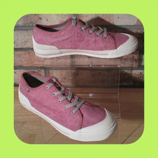 WEIRD FISH AMAZING BRAND NEW LADIES PINK CASUAL TRAINERS SHOES 