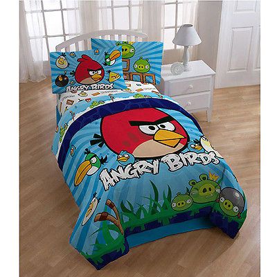 NIP ANGRY BIRDS Bedding 4 piece TWIN Comforter / Sheet Set Pillow Case