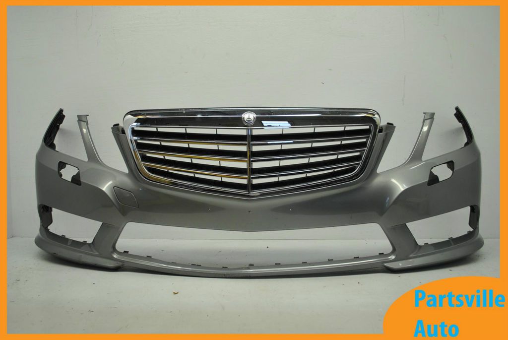 2010 2011 Mercedes E Class Sedan SPORT AMG Front Bumper With GRILLE 