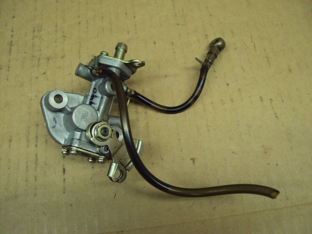 John Deere snowmobile oil pump, 440 Kawasaki Intruder invader 