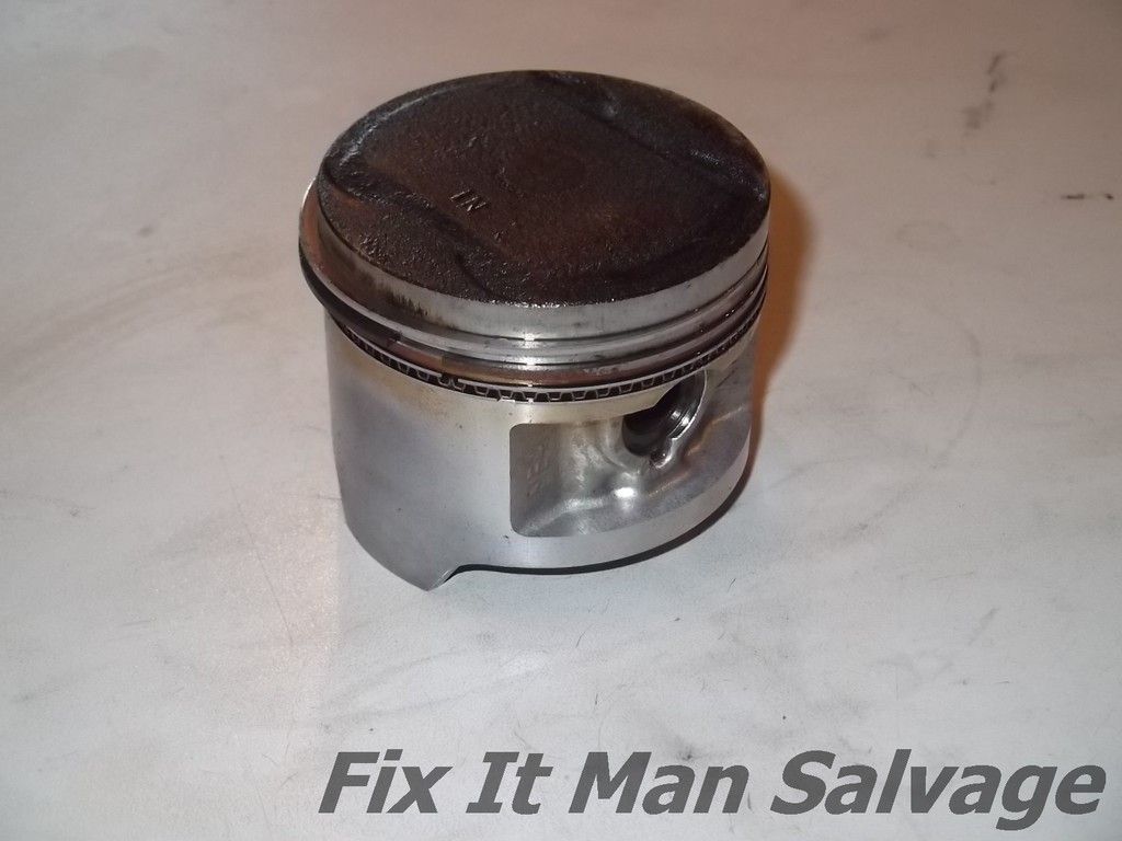 83 Honda Nighthawk 550 Piston, Rings, Pin & Clips / Assembly 1983 