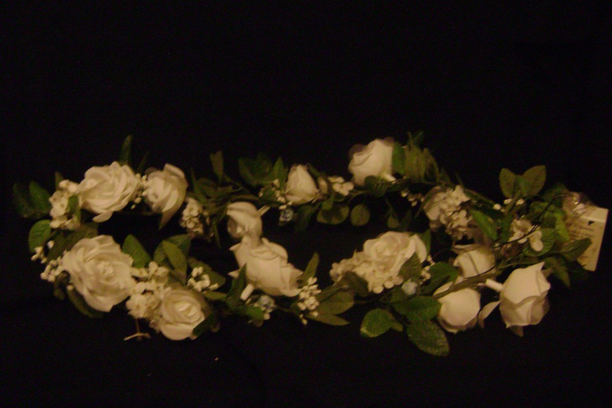   STRING LIGHTS ~ GARLAND ~ WHITE ROSES ~ 5 FT LONG ~ 2 STRANDS INCLUDED