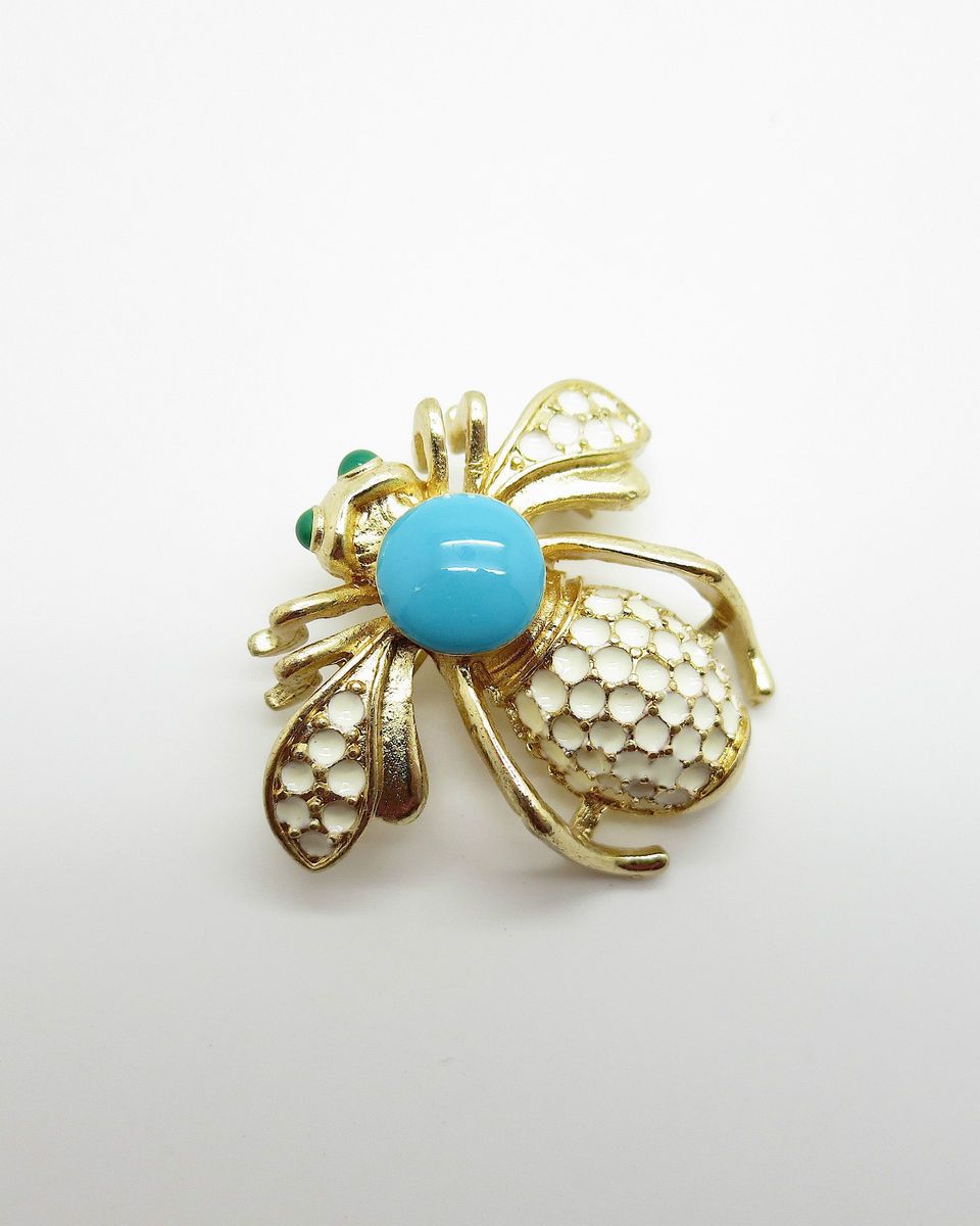 LILY WANG AMARA Enamel Bee Brooch (LW B0002/W03)