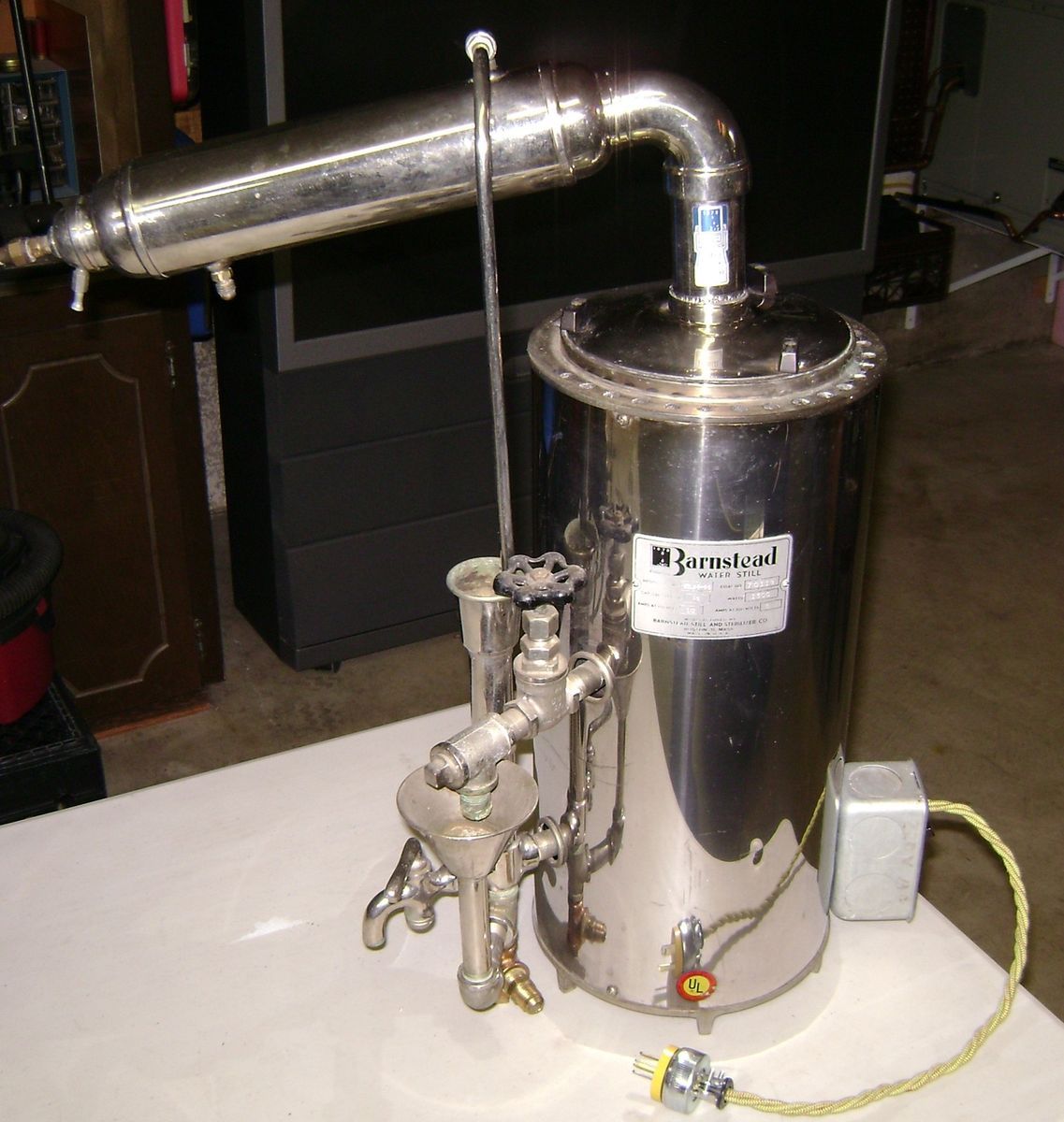 Barnstead ELH 1 2 Electric Water Still Distiller