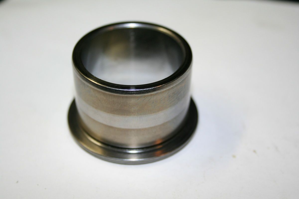   World Class T5 T 5 Main Shaft Bearing Sleeve Borg Warner Tremec