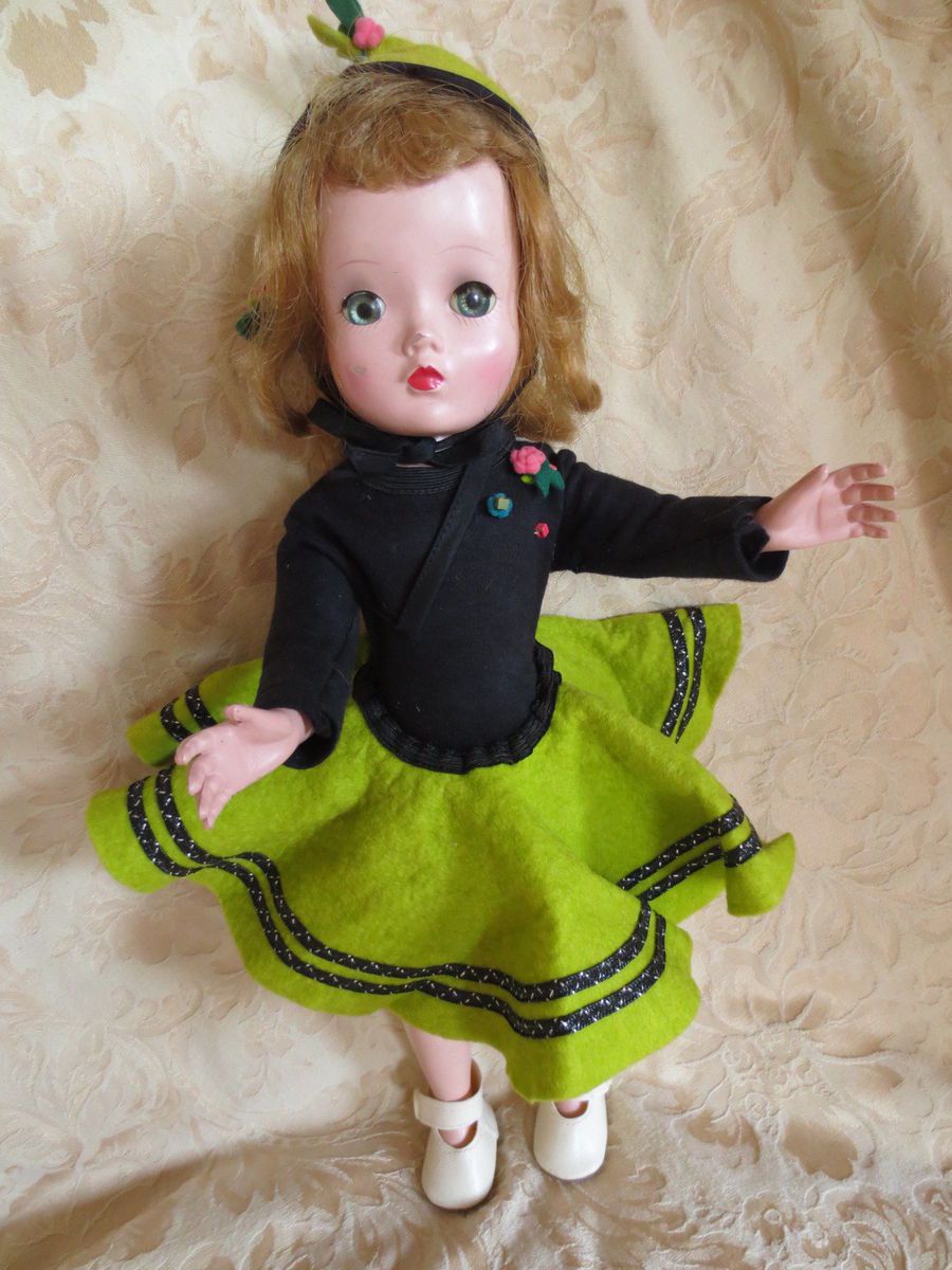 Vtg Super RARE Madame Alexander 15 Binnie Walker Skater Variation 