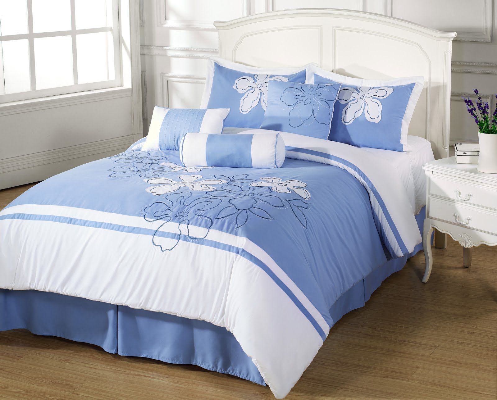 Sky Blue 7 Pcs Applique Embroidery Comforter Set Queen Size