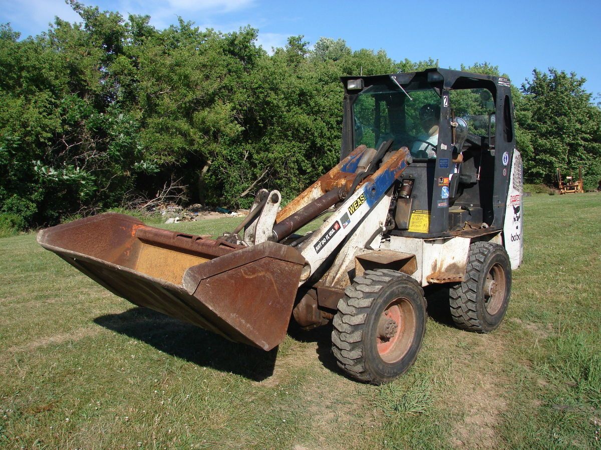  Bobcat Model 1600 Wheel Loader