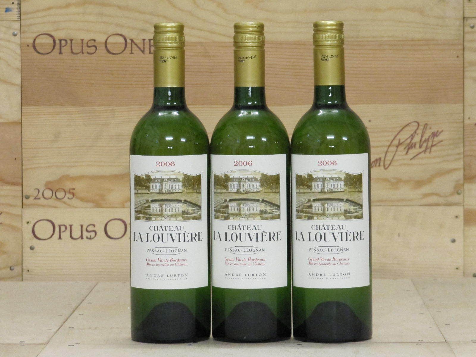 Bottles 2006 Chateau La Louviere Blanc Bordeaux WS 90