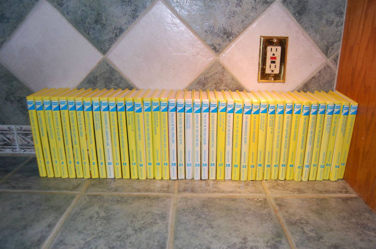  Set of 40 Nancy Drew Hardcover Mysytery Books