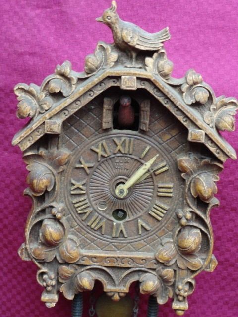 120 Lot 2 Old Cucu Clock Surcucco Wood Small Standing Clock No Keys 