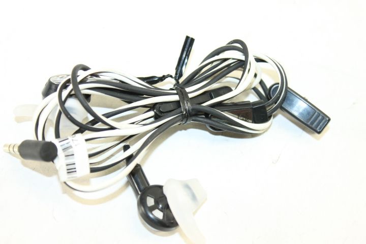 is 100 % functional bose in ear 2 ie2 earbuds