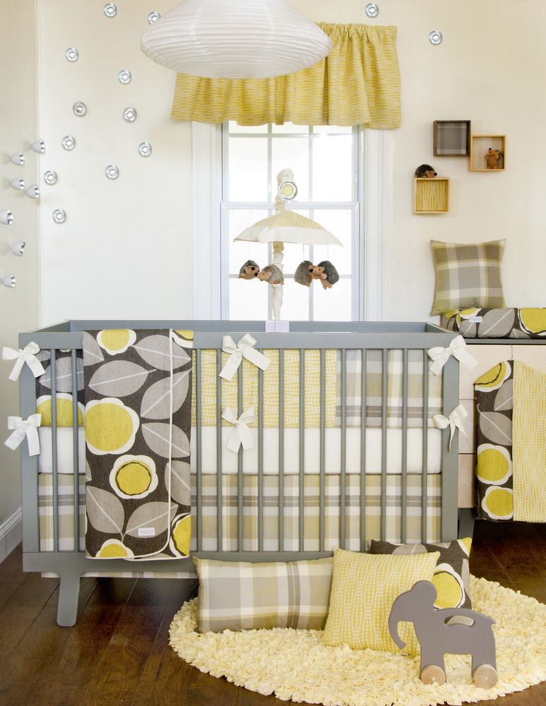 Brand New Brea 5 piece Crib Baby Bedding Set by Glenna Jean