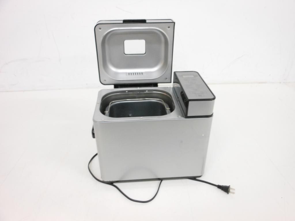 Cuisinart CBK 100 Programmable Breadmaker