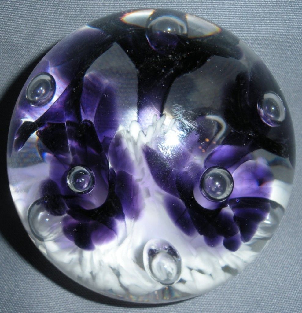   RICE ART GLASS PAPERWEIGHT ROUND PURPLE TRUMPET FLOWERS WHITE VINTAGE