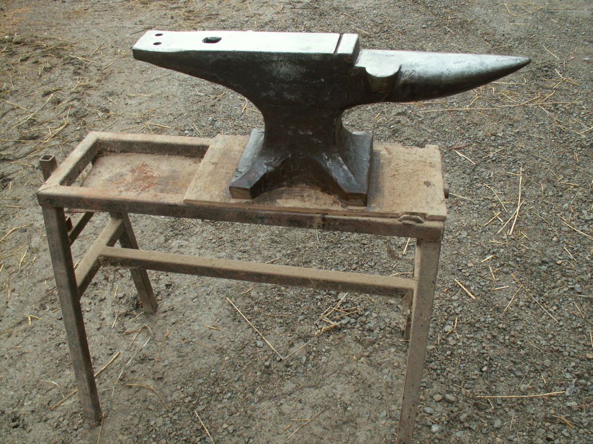 Antique Hay Budden 126lbs Anvil Horseshoer Blacksmith Stand