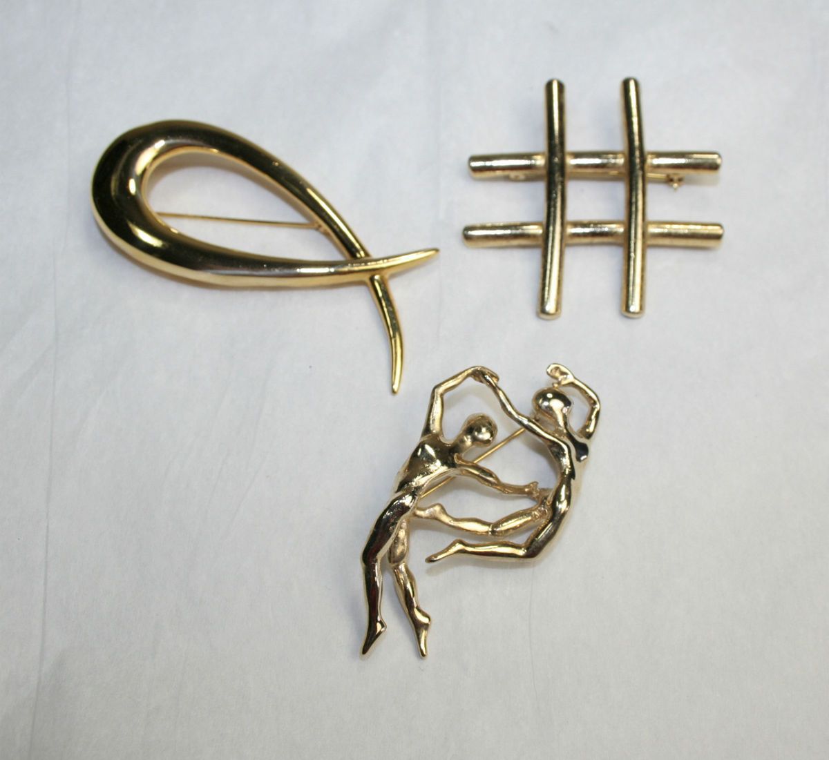  Vintage Lot of Modernist Brooches