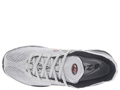 Running shoe built for the neutral to under pronator who requires 