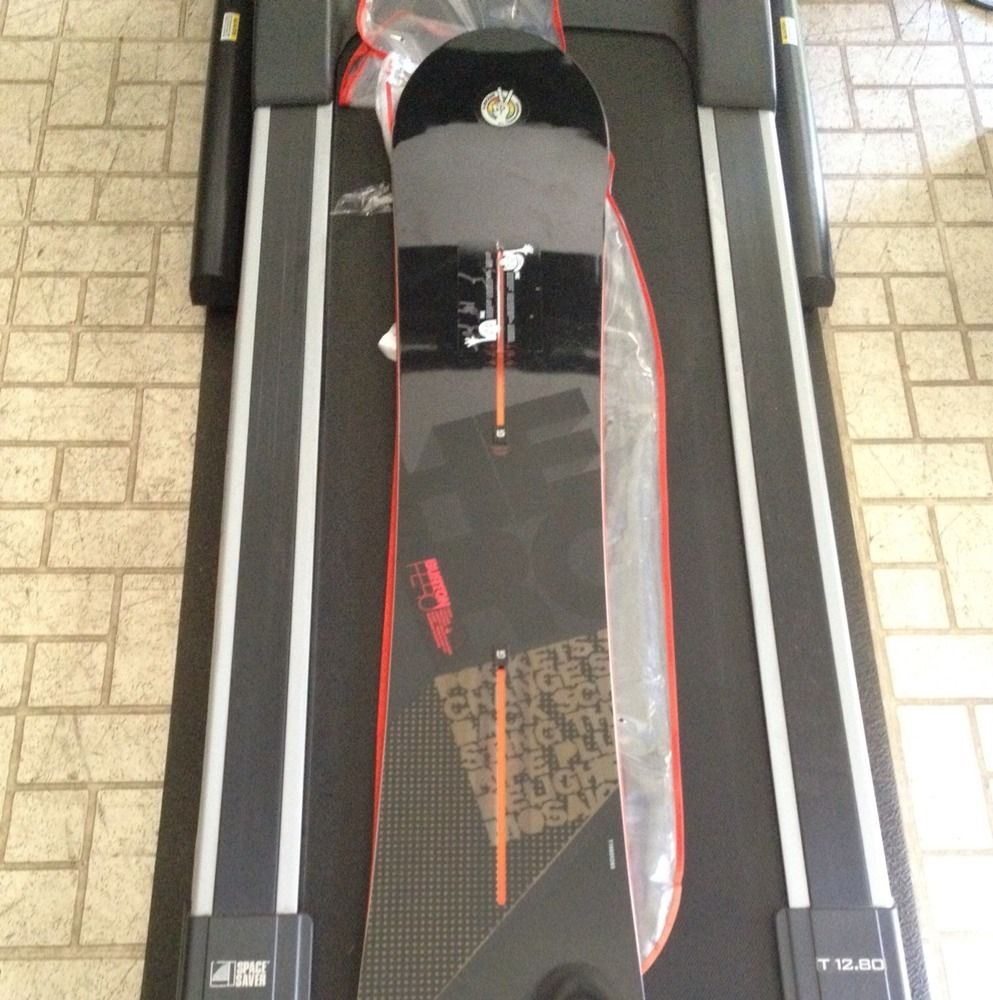 New 2011 Burton Hero V Rocker Mens ICS Snowboard 158 Cm