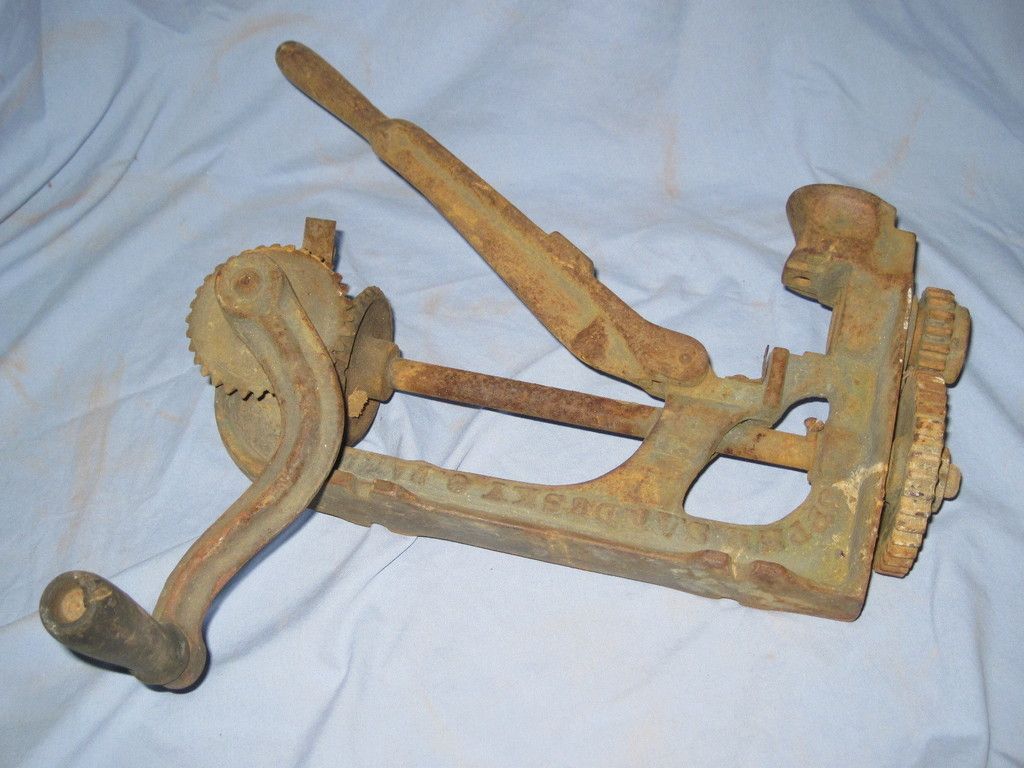 Antique Cast Iron Tire Bolting Machine National Steam Pump Barn Hand 