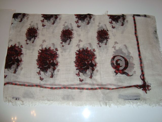 Alexander McQueen Beautiful Scarf Skull Print Butterfly Cashmere Modal 