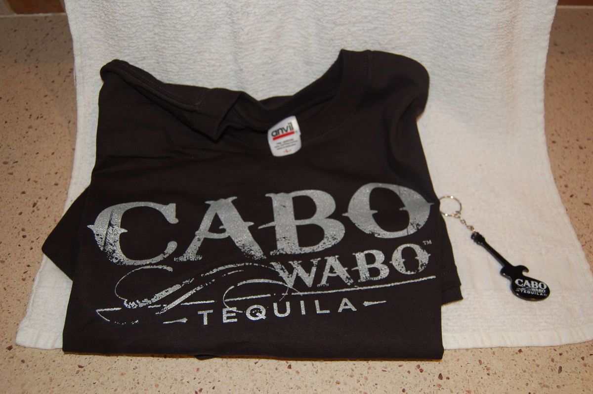 CABO WABO TEQUILA LOGOED BLACK MENS T SHIRT KEYCHAIN SAMMY HAGAR