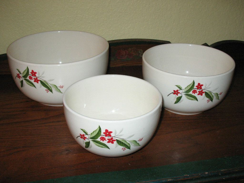 Vintage Cambridge Universal Set 3 Nesting Mixing Bowls