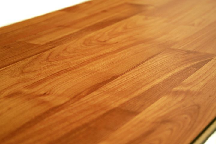 Wild Cherry 7mm Ac3 Laminate Wood Flooring Just $0 99SF