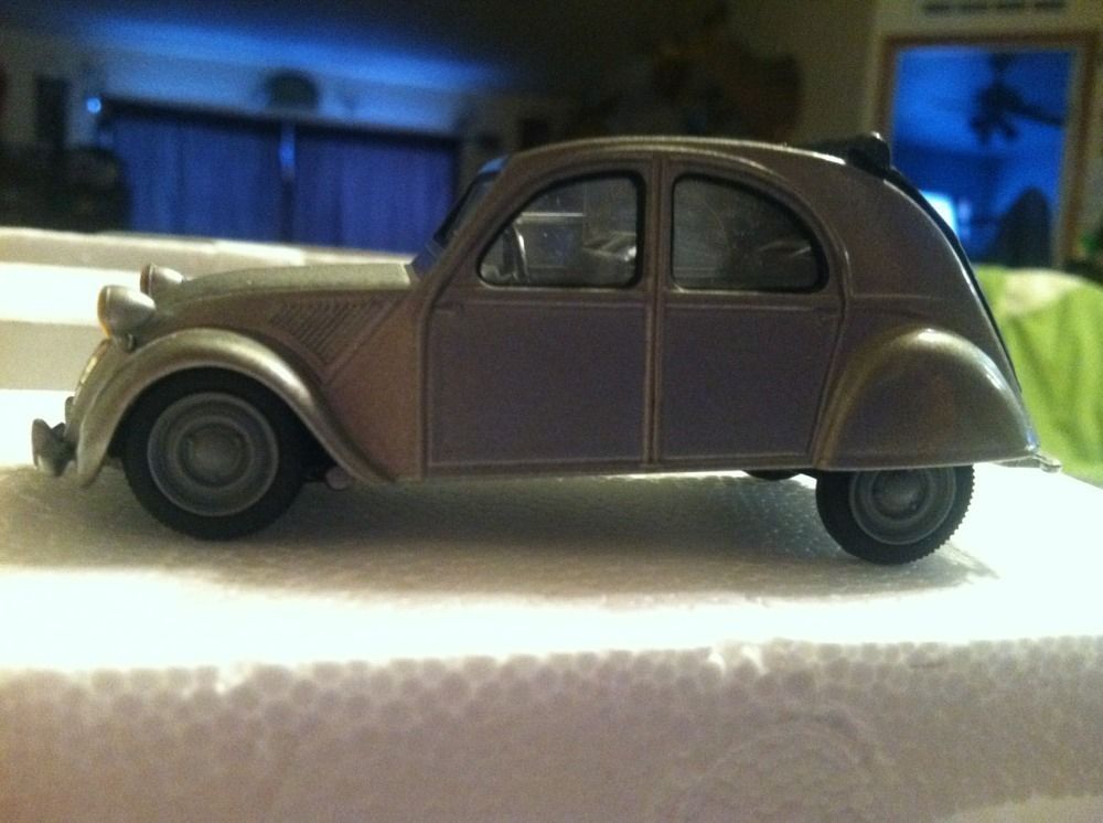 1949 Citroen 2CV Matchbox 1 43 European Economy Collection