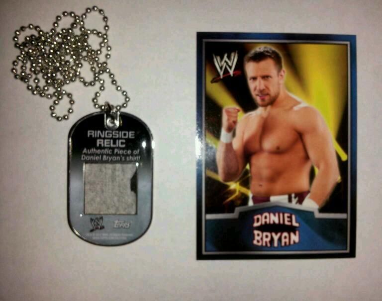 2012 WWE TOPPS 2 COLOR DANIEL BRYAN RINGSIDE SHIRT RELIC DOG TAG